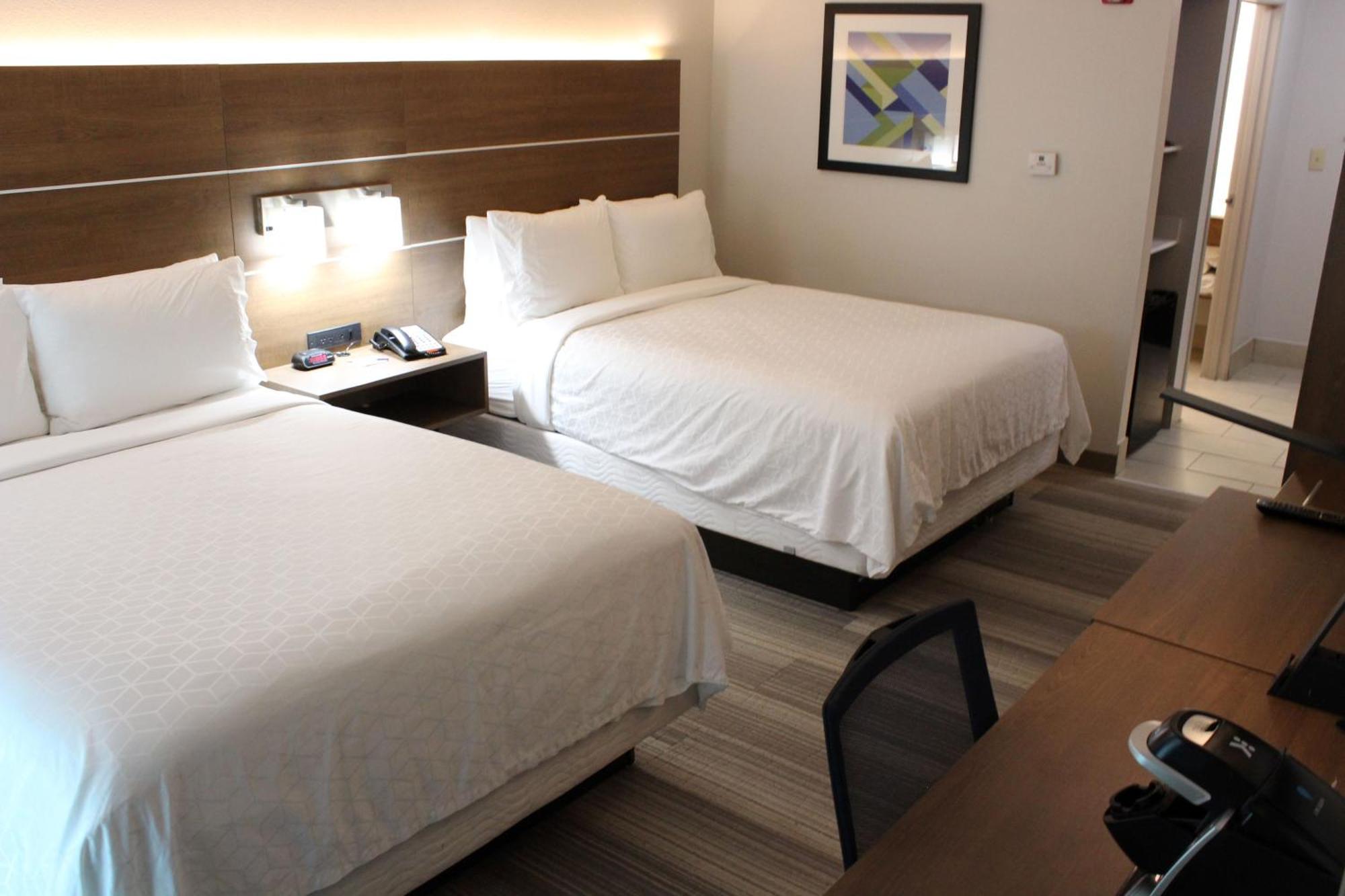 Holiday Inn Express & Suites San Antonio West Sea World Area By Ihg Экстерьер фото